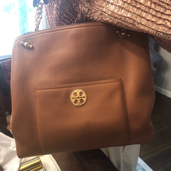 Beautiful Tory Burch Shoulder Bag Brand New W/O Tags - Picture 2 of 9